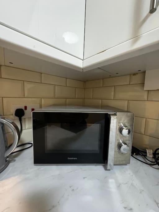 דירות לונדון Entire 1Bed Stratford Westfield מראה חיצוני תמונה