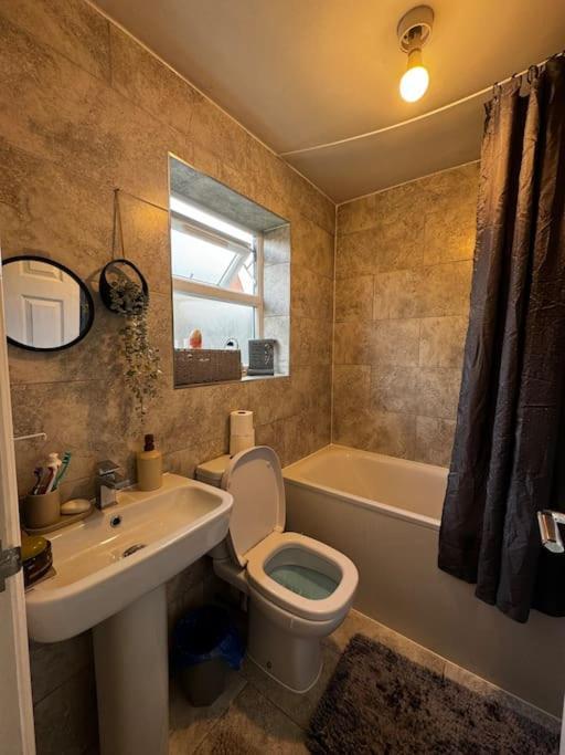 דירות לונדון Entire 1Bed Stratford Westfield מראה חיצוני תמונה